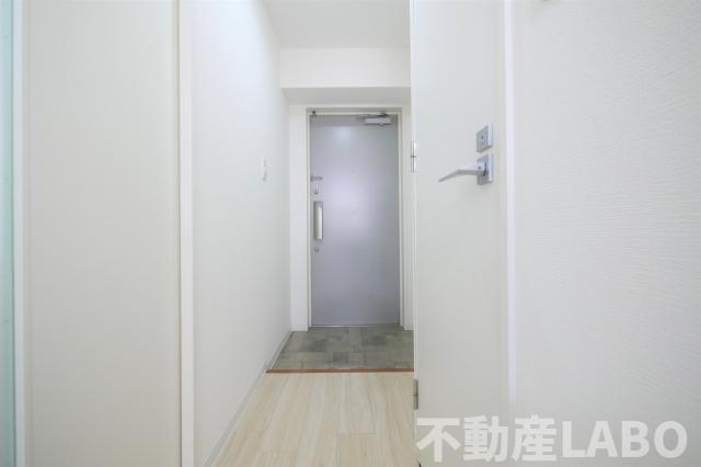 南堀江プライマリーワンの玄関