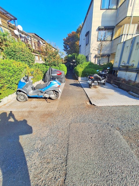 ローンヒルズヤハラのその他共用部分|★敷地内バイク駐輪場★※要空確認