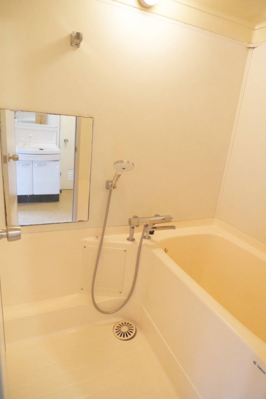 くしろ南大通りマンションの浴室