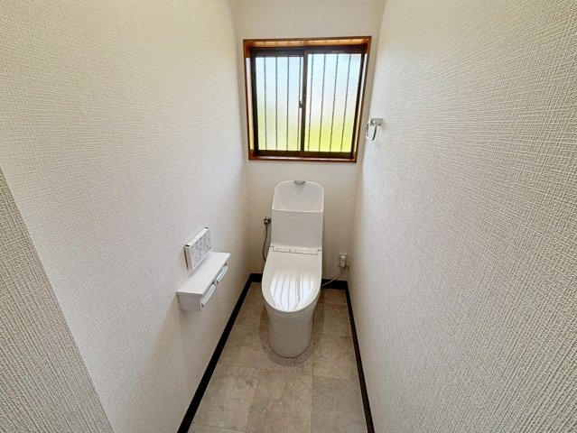 中古住宅 　中のトイレ