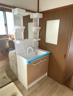 【独立洗面台】 | 山武市富田ト　和風中古戸建 | 敷地約350坪+道路反対側1区画 和風５DK 一部リフォーム済み JR総武本線成東駅徒歩約17分