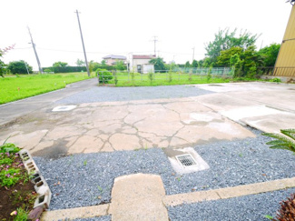 【庭】 | 山武市富田ト　和風中古戸建 | 敷地約350坪+道路反対側1区画 和風５DK 一部リフォーム済み JR総武本線成東駅徒歩約17分