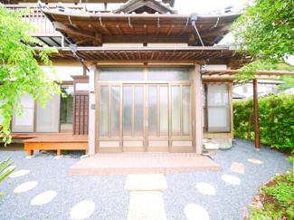 【玄関】 | 山武市富田ト　和風中古戸建 | 敷地約350坪+道路反対側1区画 和風５DK 一部リフォーム済み JR総武本線成東駅徒歩約17分