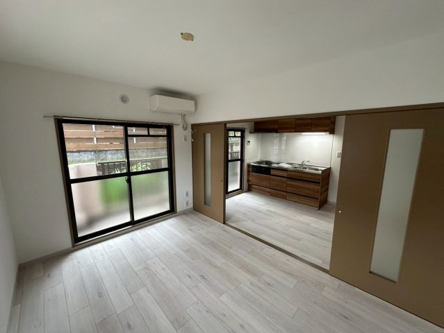 【居間・リビング】