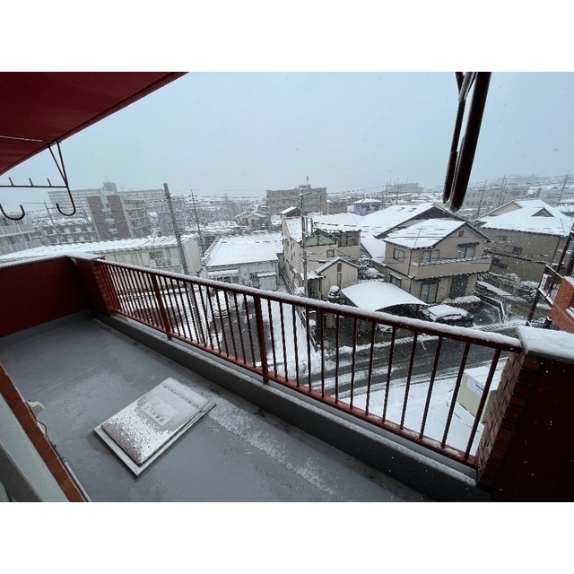 ロワール坂戸のバルコニー