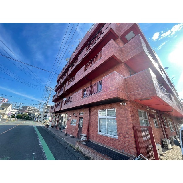 ロワール坂戸の外観