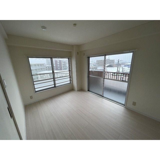 ロワール坂戸の居間・リビング