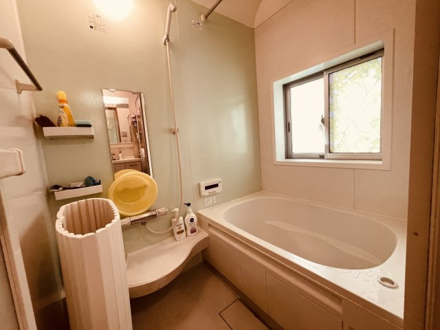 柏市戸張1350-3　中古戸建の浴室