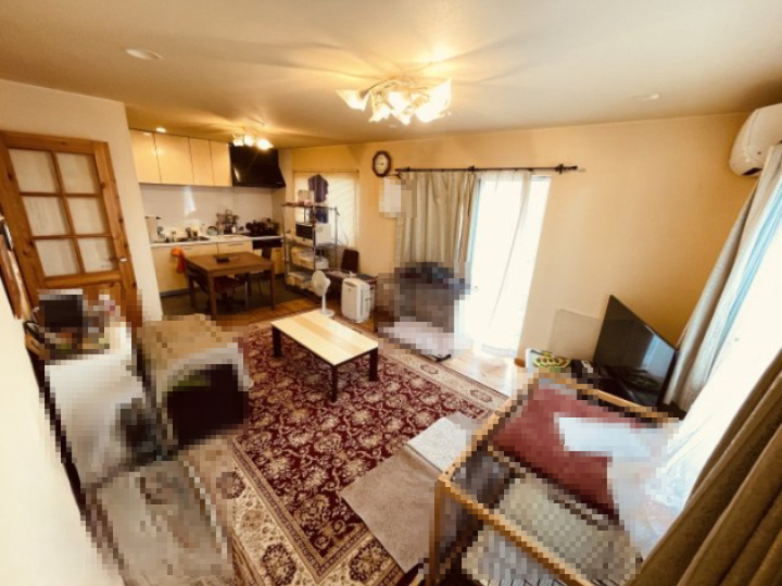 柏市戸張1350-3　中古戸建の居間・リビング