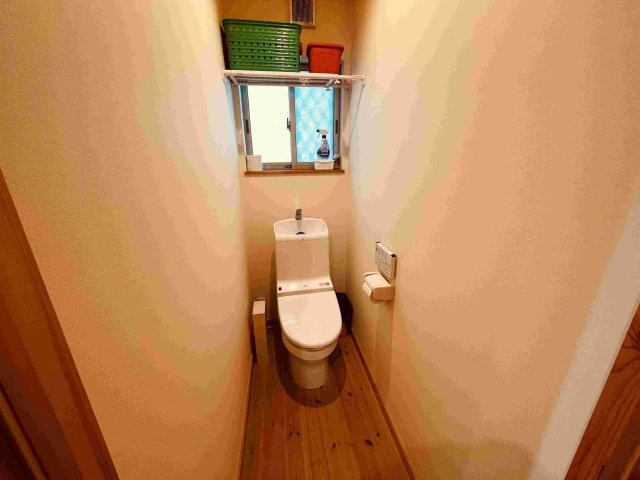 柏市戸張1350-3　中古戸建のトイレ