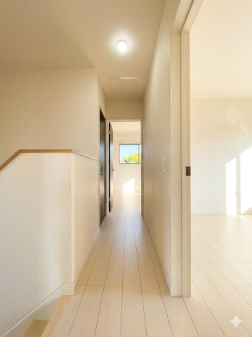 駐車5台可能♪開発エリアで周辺環境◎庭と倉庫もあるオール電化戸建の脱衣所|洗面脱衣場です。