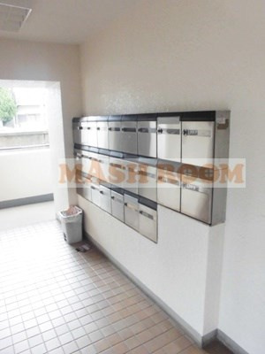 明光上石神井マンションの外観