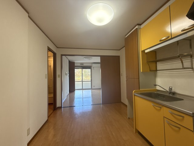 ウェルヴィラ C棟の居間・リビング