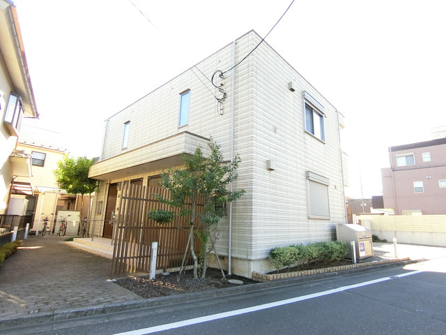 フローラ上北台の外観