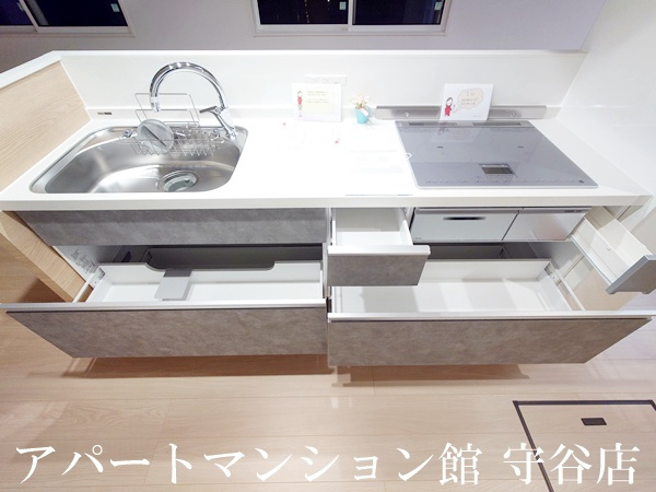D's LIEN (ディ-ズリアン) Fのキッチン