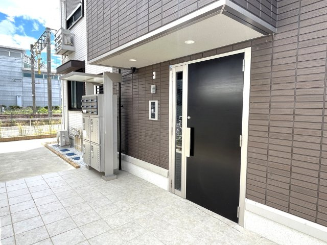 エクスプレス新八代 A棟のエントランス