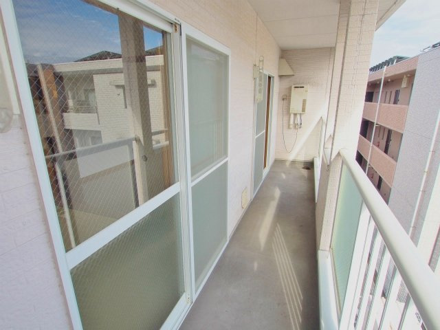 ベージュ２７８のバルコニー