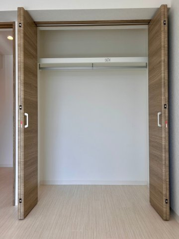 ＧＲＡＮＤＲＥＶＥ見附町の収納