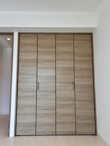 ＧＲＡＮＤＲＥＶＥ見附町の収納