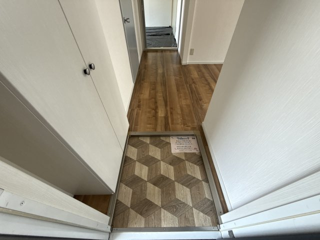 JAサンビレッジ末広 A棟の玄関