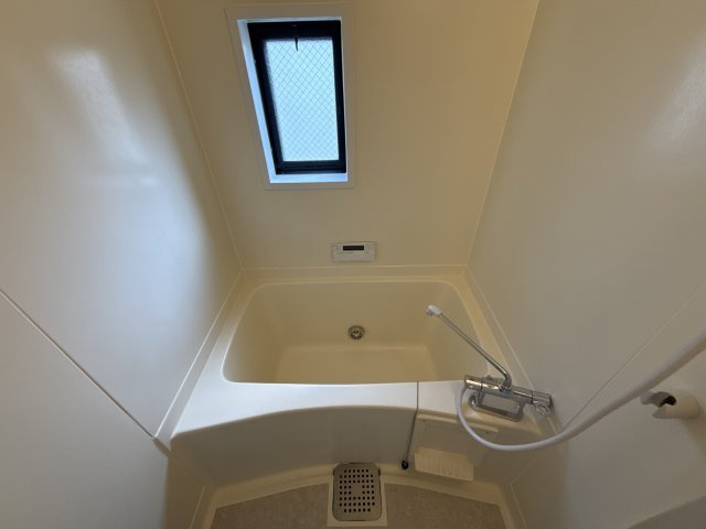 JAサンビレッジ末広 A棟の浴室