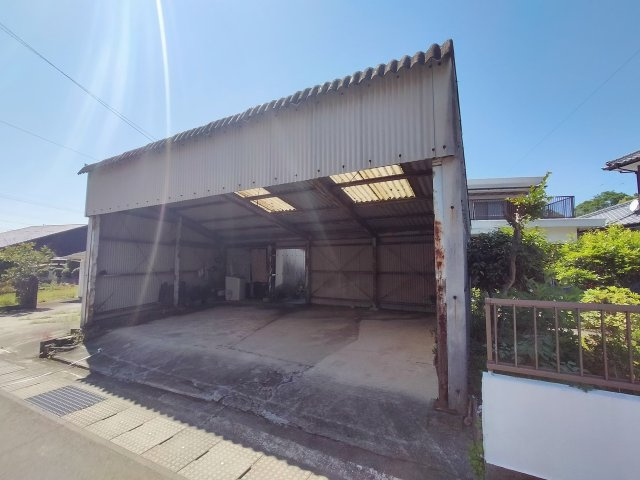 船木　中古戸建の駐車場