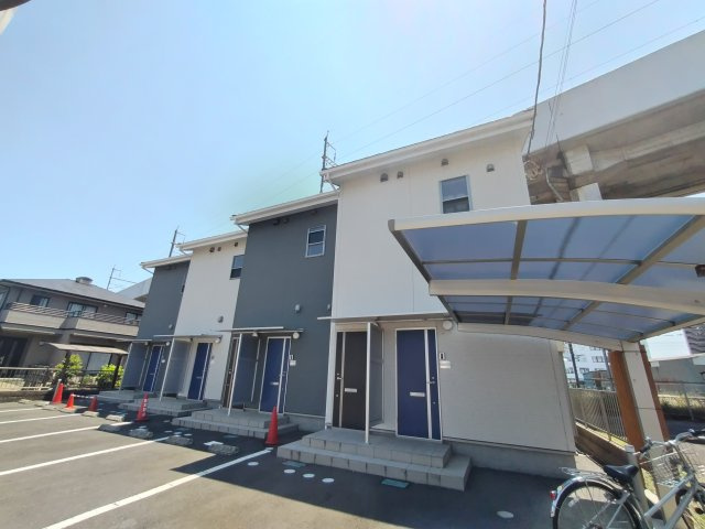 ポラリス小山の外観