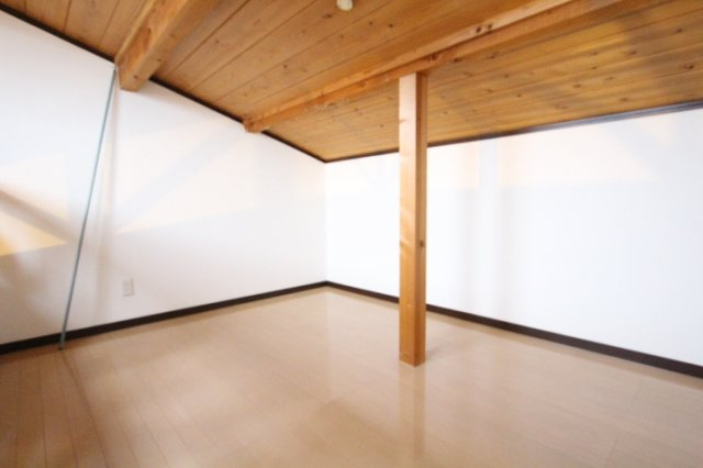 L＇s COURTの居間・リビング