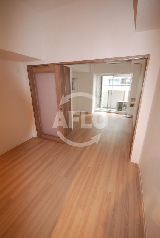 プレサンスタワー北浜の居間・リビング|プレサンスタワー北浜　ダイニングスペース