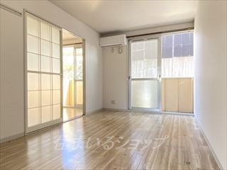 シャトルあすか　Ｂの居間・リビング|エアコン付き