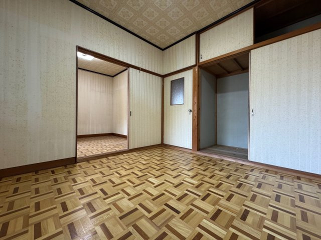 【洋室】 | 和歌山県紀の川市深田　中古戸建 | ２階洋室♪