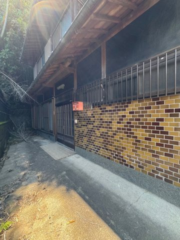 【外観】 | 和歌山県紀の川市深田　中古戸建 | タイルが可愛い外観♪