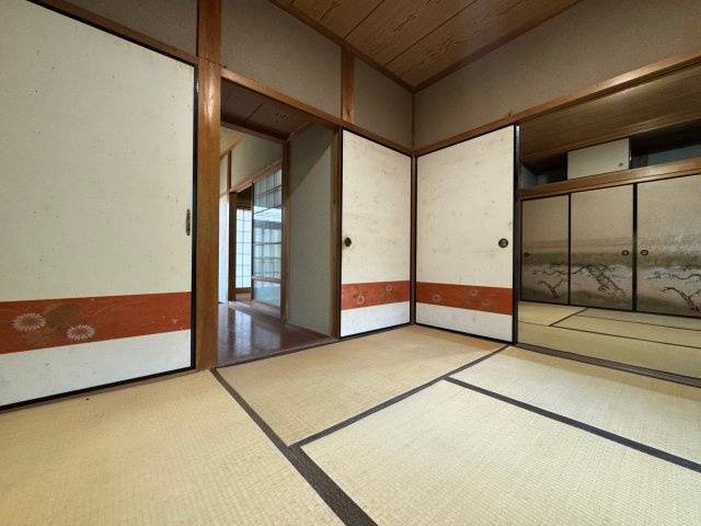 【和室】 | 和歌山県紀の川市深田　中古戸建 | 1階4.5帖の和室♪