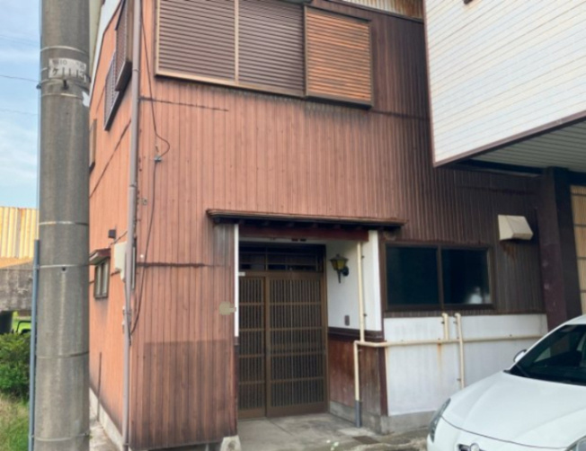 【玄関】 | 敦賀市三島町1丁目中古住宅