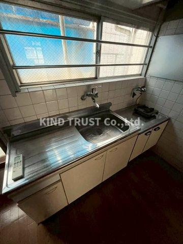 天神橋2丁目ビルのキッチン|お料理しやすいキッチンです