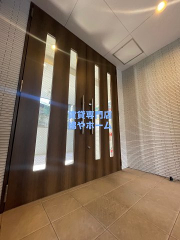 グランパシフィック恵美須西のエントランス|ゆとりのあるエントランスです