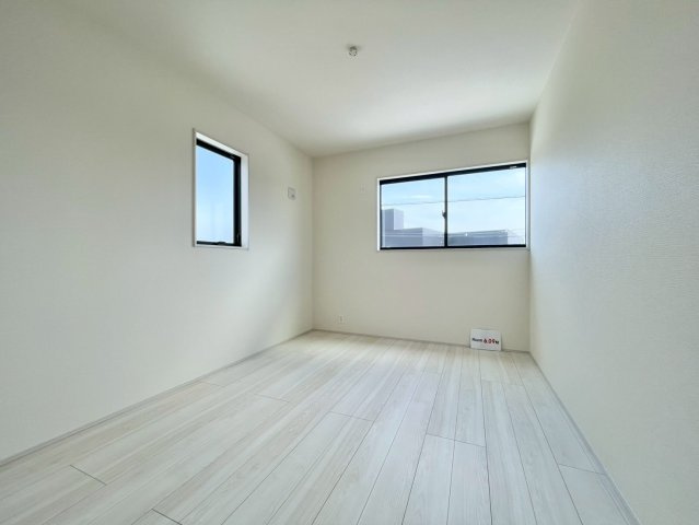 【洋室】 | 藤岡市上戸塚　新築１１号棟