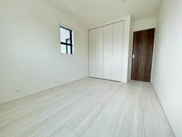 【洋室】 | 藤岡市上戸塚　新築１１号棟