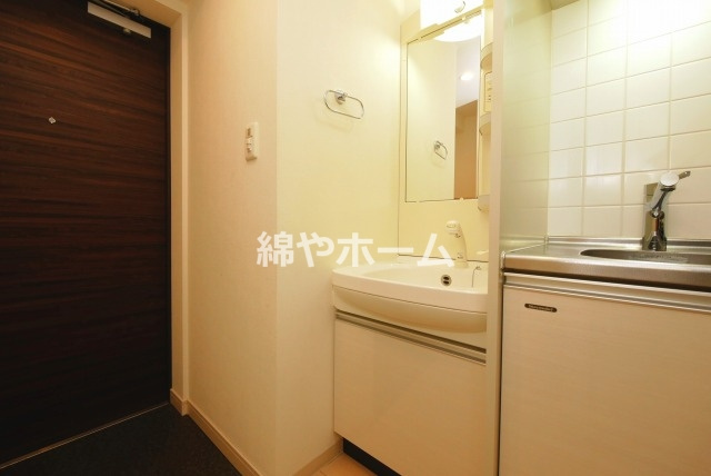 スワンズシティ難波南の独立洗面台|独立洗面台です