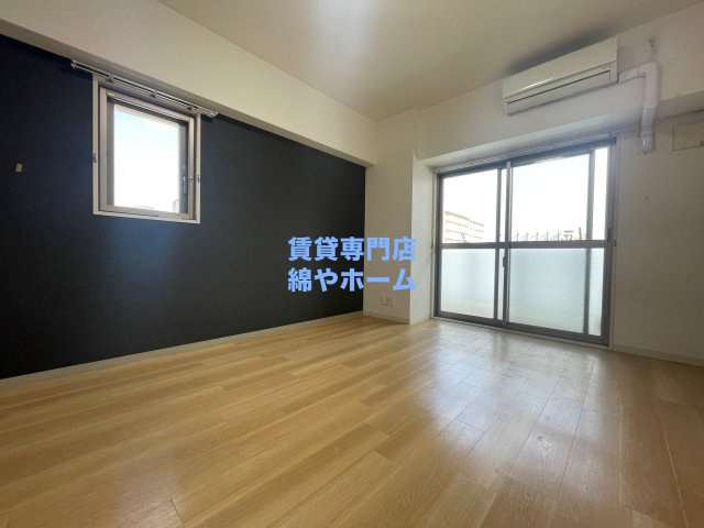 グレイス難波南の居間・リビング|ゆったり過ごせる居間です