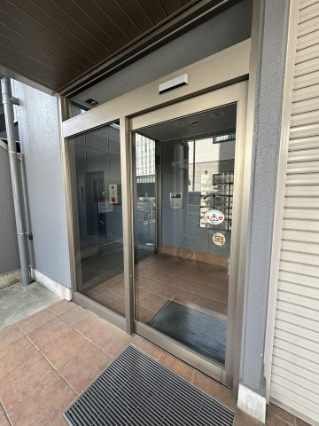 豊田ノースウエストのエントランス
