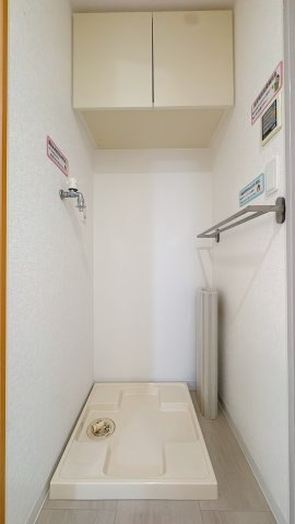 【ランドリースペース】 | グランド・ルー博多南ガーデネッセ☆仲介手数料無料☆ | 洗濯機スペースの計測はお任せください！大型の家具は事前にご確認を♪