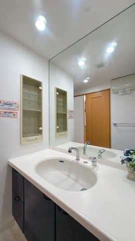 【独立洗面台】 | グランド・ルー博多南ガーデネッセ☆仲介手数料無料☆ | シンプルで清潔な洗面台から、朝をスタートさせましょう♪