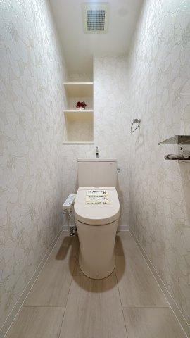 【トイレ】 | グランド・ルー博多南ガーデネッセ☆仲介手数料無料☆ | うん。十分に清潔感を感じる、さわやかなトイレです。