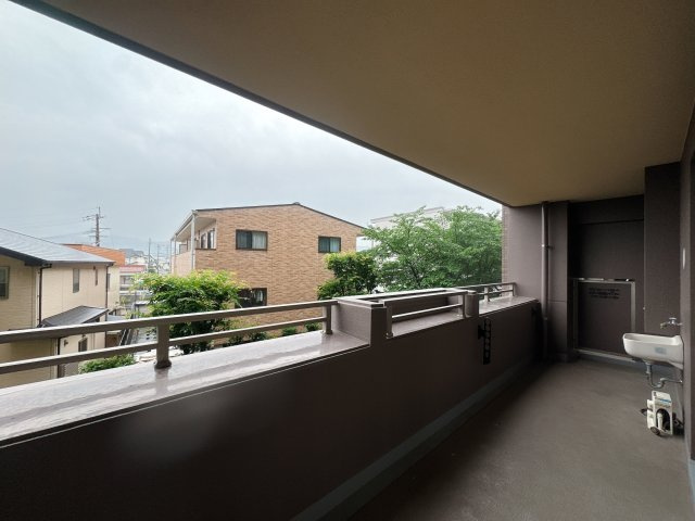 【バルコニー】 | グランド・ルー博多南ガーデネッセ☆仲介手数料無料☆ | 眺望や景観は実際にご確認ください♪