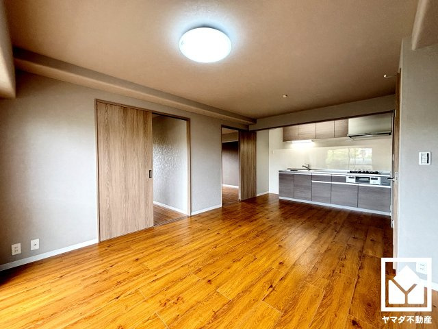 岩清水ビューハイツＡ棟