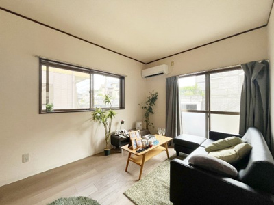 【居間・リビング】三輪緑山矢沢邸