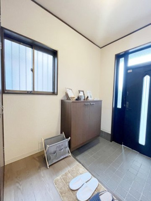 【玄関】三輪緑山矢沢邸