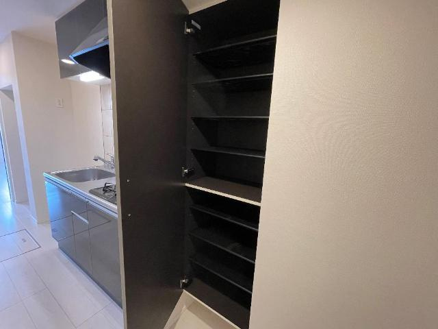 プラッツ・ユーたかまつの収納|下駄箱