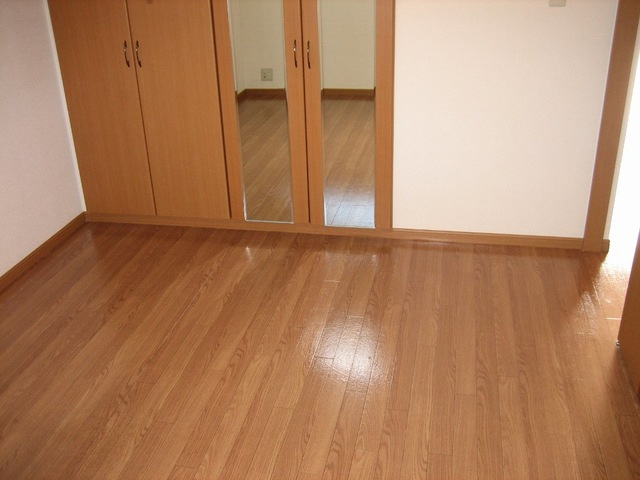 Ｓｍｉｌｅ　Ａｖｅｎｕｅの寝室|クローゼット付の洋室です☆